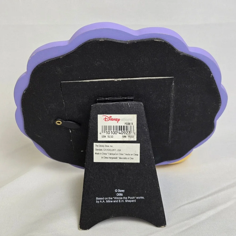 Disney Store Winnie The Pooh 3D Picture Frame Purple Flower Shape Vintage 6.5